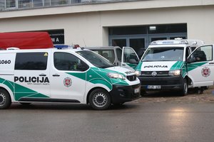 Dėl koronaviruso šiuo metu nedirba keli šimtai policijos pareigūnų