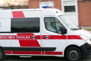 Sumaištis dėl koronaviruso statistikos sujaukė elektrėniškių gyvenimą: nėra informacijos, nėra pagalbos