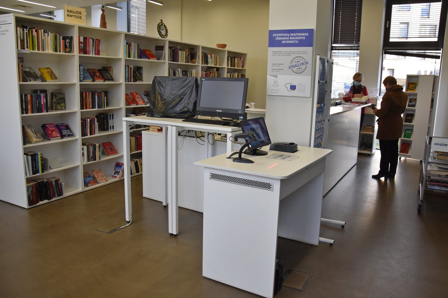 Bibliotekoms papildomos lėšos padės toliau tęsti savo misiją šviesti, lavinti visuomenę.<br>A.Srėbalienės nuotr.