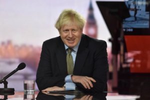Britų premjeras atidėjo kelionę į Indiją dėl koronaviruso krizės