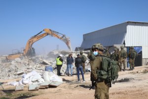 Vakarų Krante Izraelio kariai nušovė peiliu ginkluotą užpuoliką