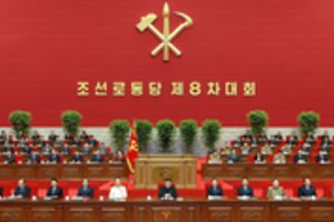  Šiaurės Korėjos lyderis prasidedant partijos suvažiavimui pripažino klaidas