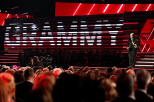 „Grammy“ įteikimo ceremonija dėl COVID-19 atidėta iki kovo