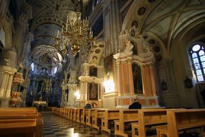 Lietuvos tikinčiuosius ragina įsivertinti rizikas ir būtinybę dalyvauti mišiose