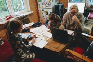 Katinas Pančitas – bibliotekininkas iš Lazdijų rajono. Tiesa, tik laikinai