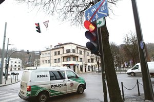 Metai po chaoso: paaiškėjo, kodėl žaliosios rodyklės Kaune neišnyko