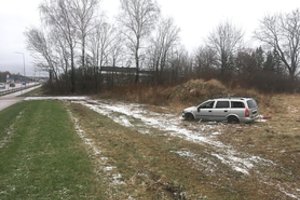 Dėl nejudinamų griozdų ietis remia savivaldybės, NŽT ir policija