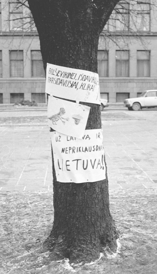 1991 metų sausio 13-oji. Kauno televizija.<br>M.Patašiaus nuotr.