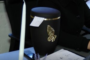 Grupė Seimo narių siūlo leisti kremuotų palaikų pelenus išbarstyti Baltijos jūroje, Lietuvos upėse