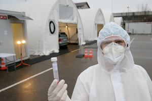 Šalyje per savaitę atlikus 85240 COVID-19 tyrimų, teigiamų atsakymų gauta 15,2 proc.