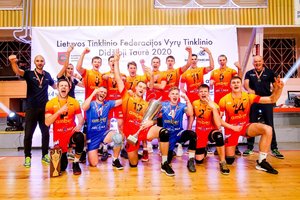 Lietuvos švieslentė: taurė Gargždų tinklininkams, nutrūkusi Jonavos krepšininkų virtinė ir jokios intrigos moterų lygoje