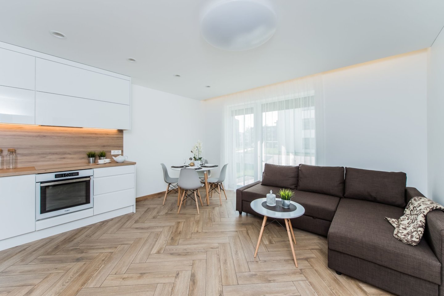Nekilnojamojo turto specialistai pastebi, kad pastaruoju metu Lietuvos didmiesčiuose populiarūs nauji kompaktiški komforto klasės butai.<br>vizual.