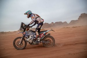 Užtikrintai ketvirtadienį Dakare pasirodęs A. Gelažninkas: „Šiandien buvo smagiausias greičio ruožas“