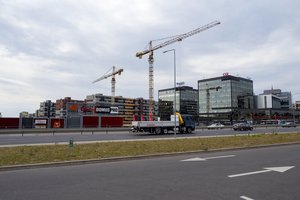 Pirko mažiau, bet sumokėjo gerokai daugiau: lietuviai NT rinkoje suka kitu keliu 