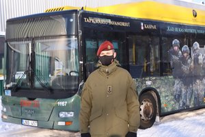 Į Šiaulių gatves išriedėjo „Kario savanorio autobusas“