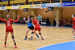 Po pertraukos sugrįžusioje moterų lygoje pergales skynė lyderės