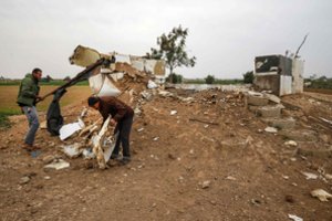 Reaguodamas į palestiniečių paleistas raketas Izraelis surengė antskrydžius Gazoje