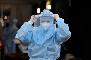 Mokslininkai tvirtina, kad imuninė sistema koronavirusą „prisimena“ mažiausiai 6 mėnesius