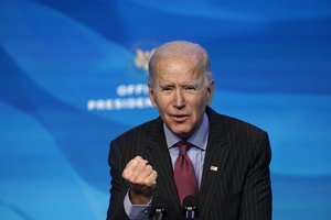 Baltuosius rūmus perimantis J. Bidenas prieš inauguraciją ragina šalį susivienyti