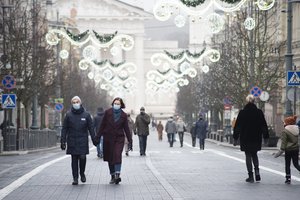 Antroji pandemijos banga Lietuvos ekonomikos neparklupdė: ryškių ekonominių randų išvengsime