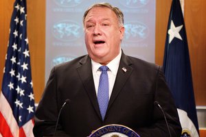 Pekinas atmeta M. Pompeo pareiškimą, kad Kinija vykdo uigūrų genocidą