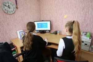 Pagalbai dėl nuotolinio mokymo sunkumų patiriantiems vaikams – 7,5 mln. eurų