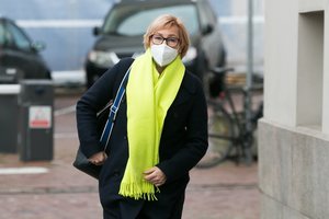  Ministrė J. Šiugždinienė: sunkumų patiriantys mokiniai į mokyklas galės grįžti jau ketvirtadienį