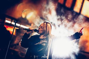 Atskleisti nežinomi faktai apie Džordanos Butkutės filmą-koncertą „Labirintas“