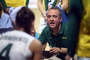 Moterų rinktinės treneris žūtbūtiniams mūšiams pasikvietė 22 krepšininkes