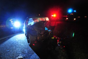 Prie Kauno 3 žmones pražudžiusios avarijos vietoje dirbę medikai: „Kūnai buvo siaubingai sumaitoti“