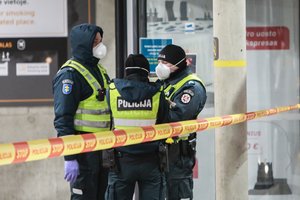 Atvykstantiems į Lietuvą iš mutavusio COVID-19 paveiktų šalių – griežtesnės izoliavimo sąlygos