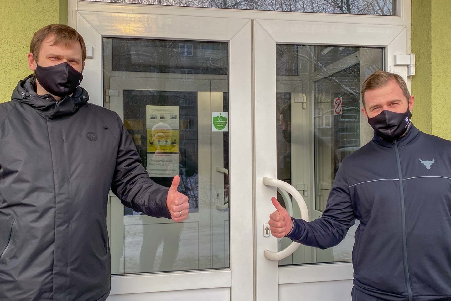 Lietuvos paralimpinės komandos simbolis Gilė žymi dar du šalies sporto infrastruktūros objektus, pritaikytus žmonėms su negalia<br> paralimpic.lt nuotr.