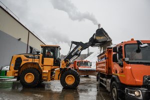 Tiek sniego seniai nematę kelininkai prašo kantrybės: darome, ką galime, bet visko nuvalyti nepajėgsime