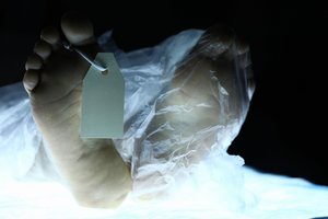 Morge pamatę nuo COVID–19 mirusį artimąjį giminės liko šokiruoti: tokios nepagarbos dar nebuvo matę