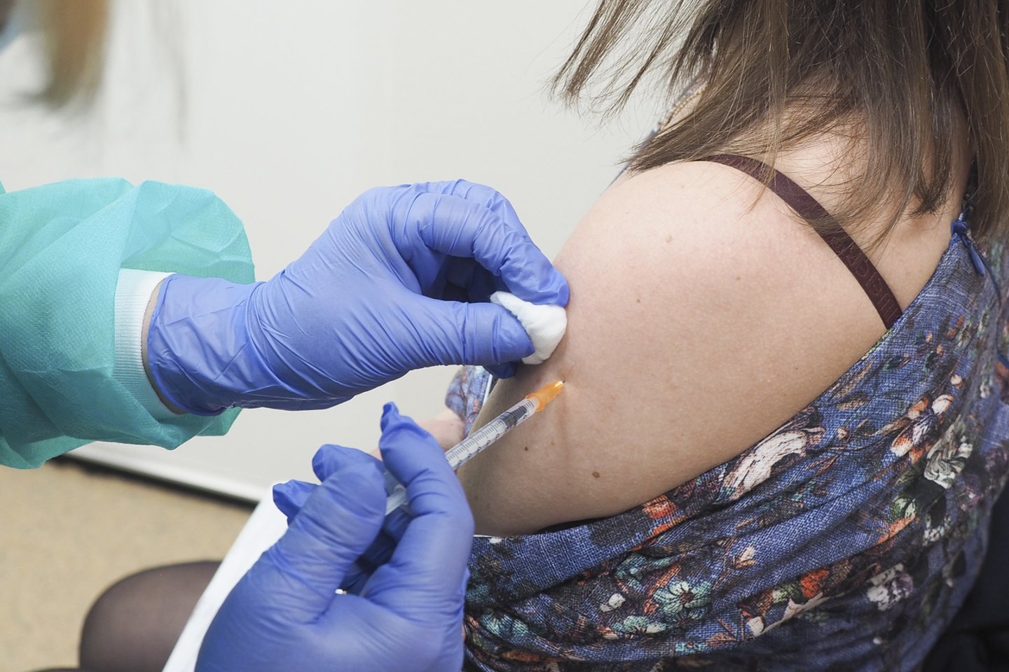 Marijampolės ligoninėje penkios COVID-19 vakcinos dozės suleistos vienam žmogui.<br>E.Pauk