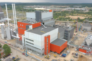 „Vilniaus kogeneracinės jėgainės“ rangovai kreipiasi į teismą: reikalauja atlyginti žalą ir kaltina neteisėtu praturtėjimu