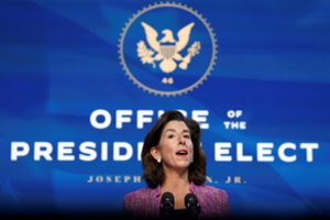 J. Bideno kandidatė į prekybos sekretorius žada laikytis griežtos pozicijos dėl Kinijos