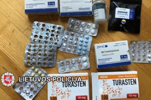 Klaipėdos pareigūnai su įkalčiais sulaikė keletą narkotikus platinusių asmenų
