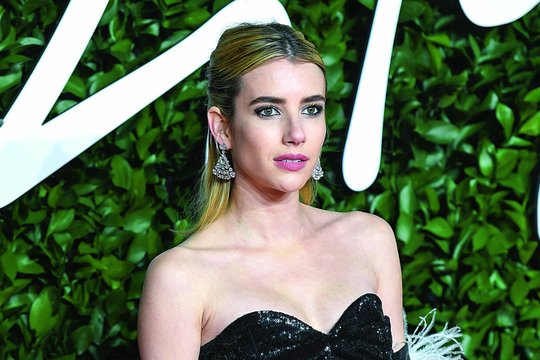 Emma Roberts prabilo apie ligą, kamuojančią ją nuo 16 metų 
