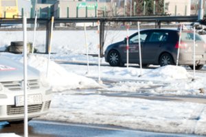 Vairavimo mokyklos: naujieji vairuotojai į kursus nesiregistruoja