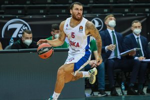 Rusijos krepšinio legenda CSKA vadovams siūlo atleisti M. Jamesą: „Jam tiesiog trūksta dėmesio“