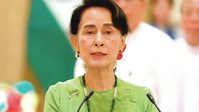 Mianmaro kariškiai įvykdė perversmą: sulaikė šalies lyderę ir metams įvedė nepaprastąją padėtį