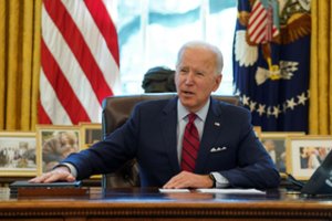 J. Bidenas ragina Mianmaro kariškius perduoti valdžią, paliepė apsvarstyti sankcijas