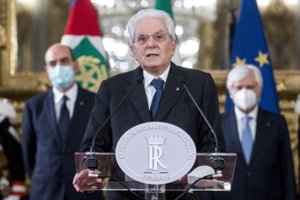 Italijoje stringa valdančiųjų partijų derybos dėl vyriausybės