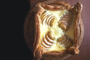 Šis obuolių pyragas tapo tikru atradimu: paruošti itin paprasta, o rezultatas sužavėjo visus