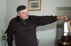 Bistrampolio dvarininkas R. Gudelis kratosi turtingiausio klebono titulo: „Net paskolos neduoda“