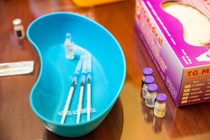 Telefono skambučio dėl vakcinacijos sulauks 100 tūkst. Vilniaus senjorų