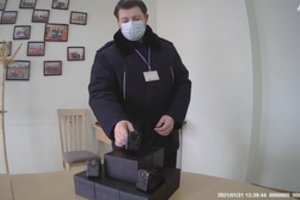 Bendraudami su kaliniais pareigūnai privalomai naudos vaizdo registratorius