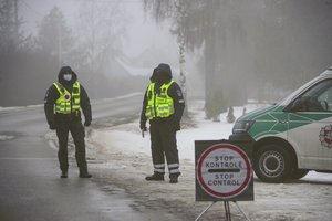 Policijos žinia: karantino kontrolė ir judėjimo patikros suintensyvintos 10 Lietuvos savivaldybių