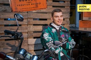 Laidų vedėjas Rolandas Mackevičius pravirko pasiekęs  didžiausią  pergalę